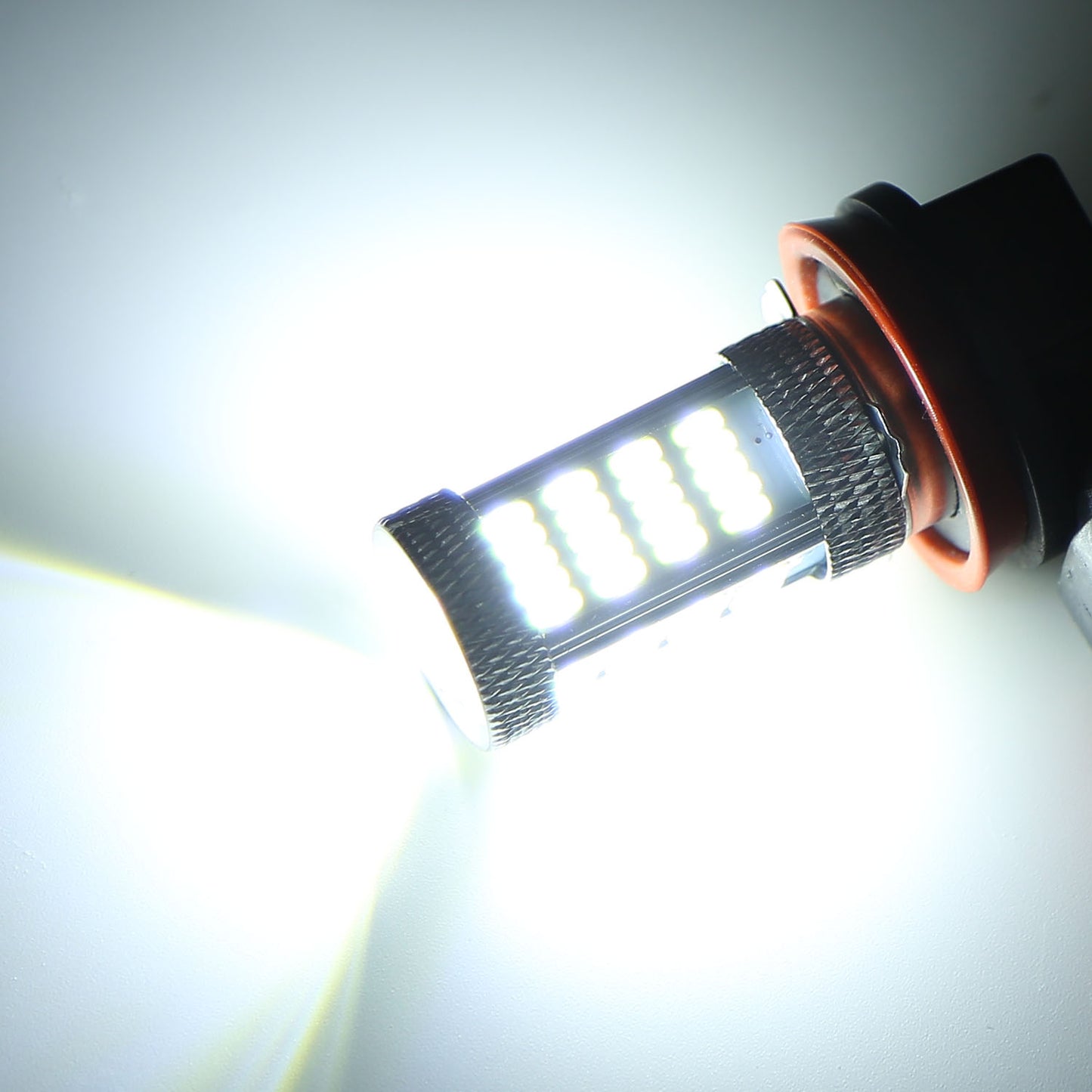 2PCS 800lm H8/H9/ H11 LED Fog DRL Light Bulb IP65 Water-Resistant