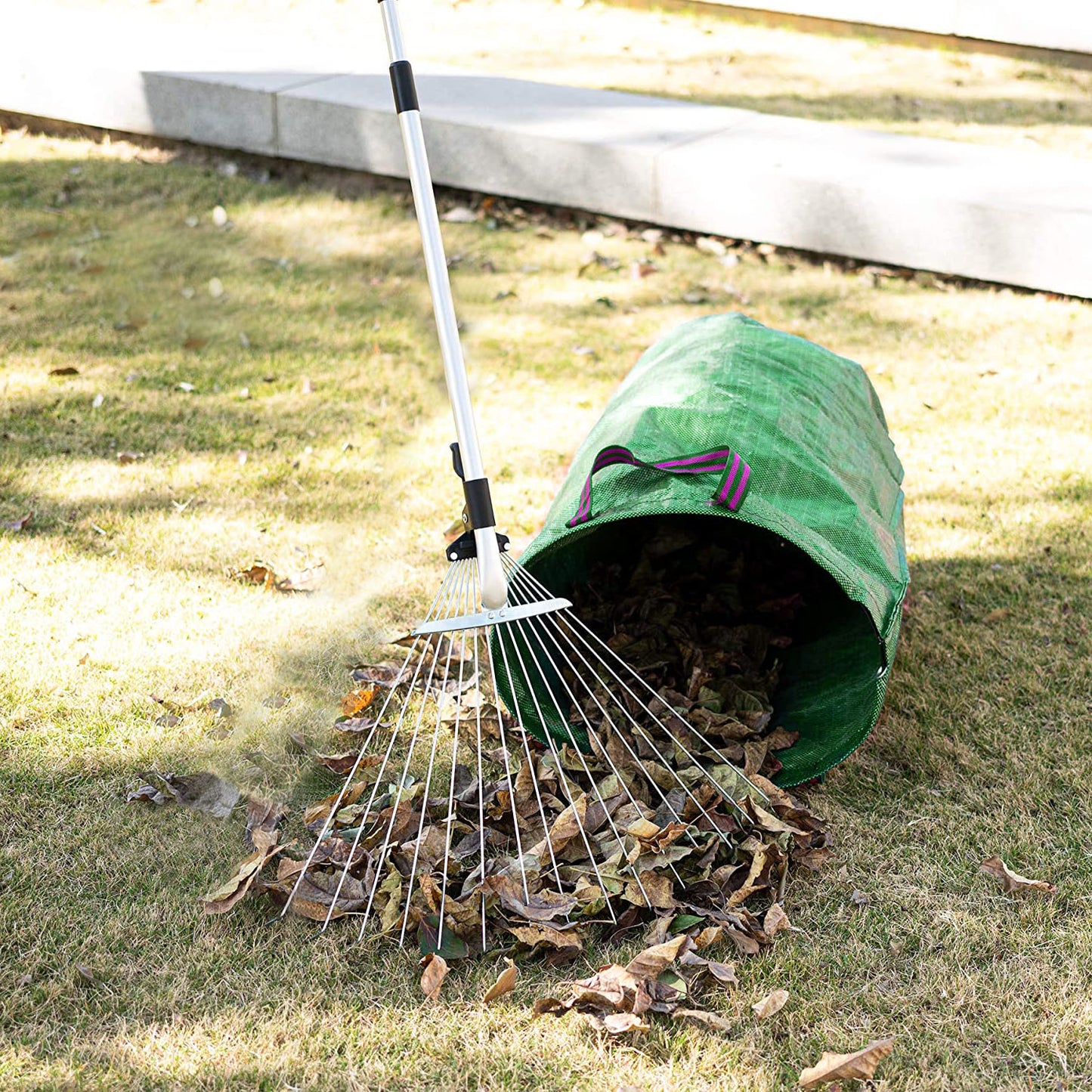63in Adjustable Garden Leaf Rake 15 Teeth Expanding Stainless Steel Rake For Quick Clean Lawn Yard Garden w/ 7-21inch Teeth Width Folding