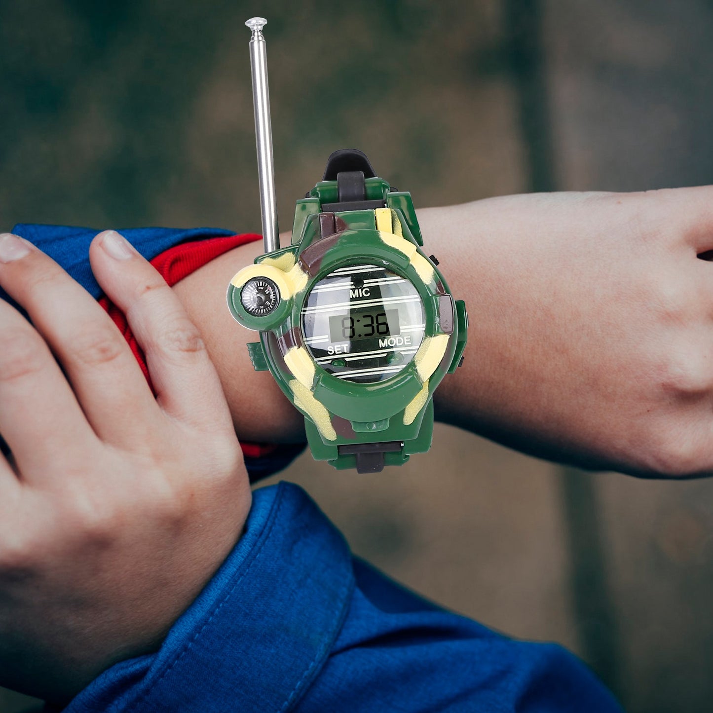 2Pcs Walkie Talkies Watches Toy 7 in 1 Two-Way Interphone Kids Wrist Watch w/ Flashlight Christmas Gift for Boys Girls Age 6+