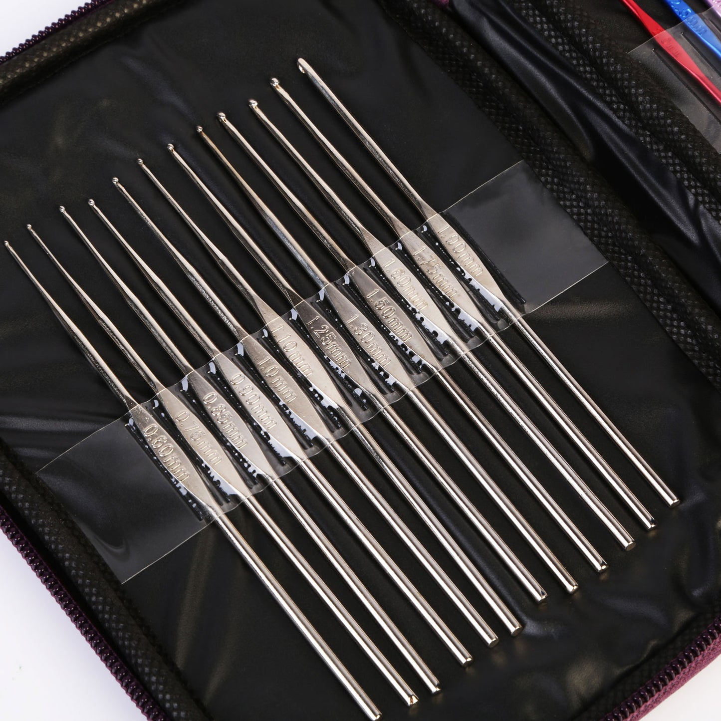 22Pcs Multi-Color Crochet Hook Needles Aluminum Handle Sewing Kit