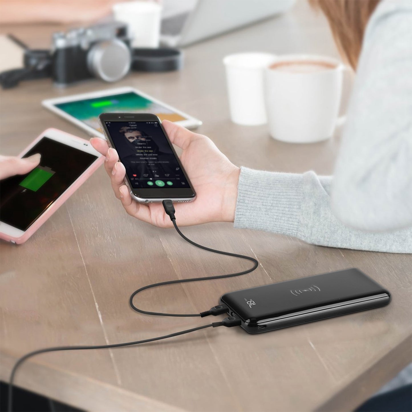 Qi Wireless Charging Station 10000mAh Power Bank Phone Tablet Charger w/ 4 Flashlight Black